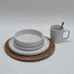 Zvislý jedálenský set so škvrnami